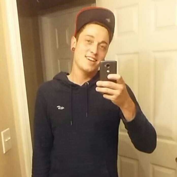 Meet your Posher, Jeremy - Picture 1 of 1